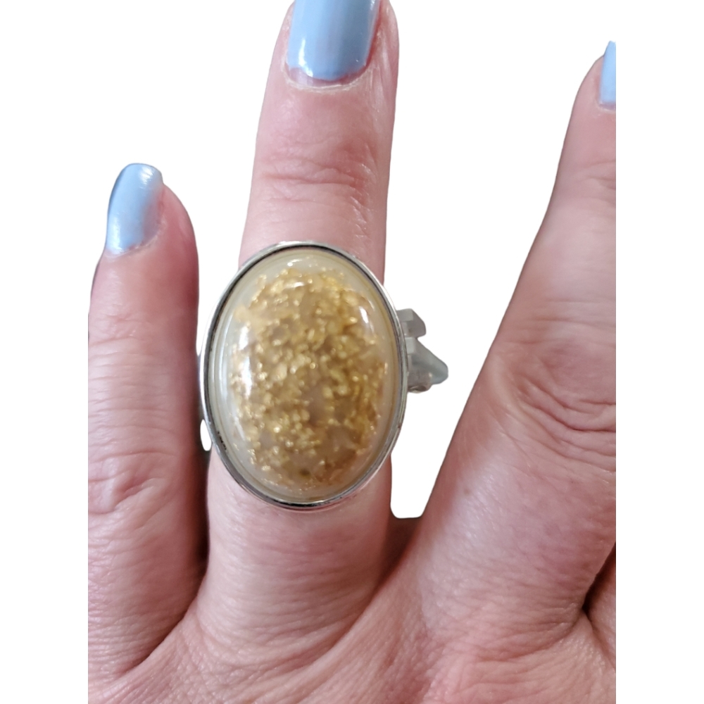 Ring - Picture 2 of 3